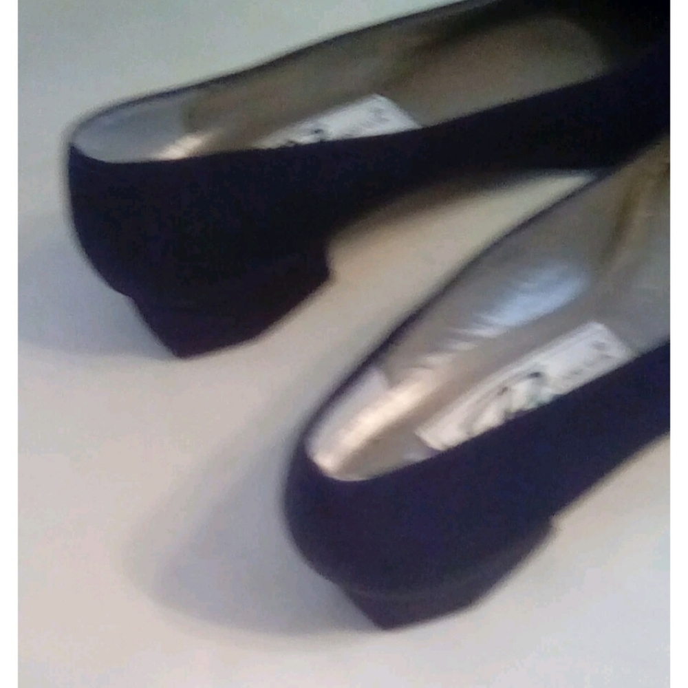 New Black Size 9 1/2 Low Heel By ROS HOSSMAN - Picture 4 of 5